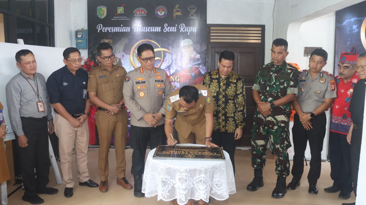 Hadiri Peresmian Museum Seni dan Pameran Lukisan Lampang Tandang, Kabidhumas Polda Kalteng: Wujud Dukungan Polri untuk Kemajuan Seni dan Budaya