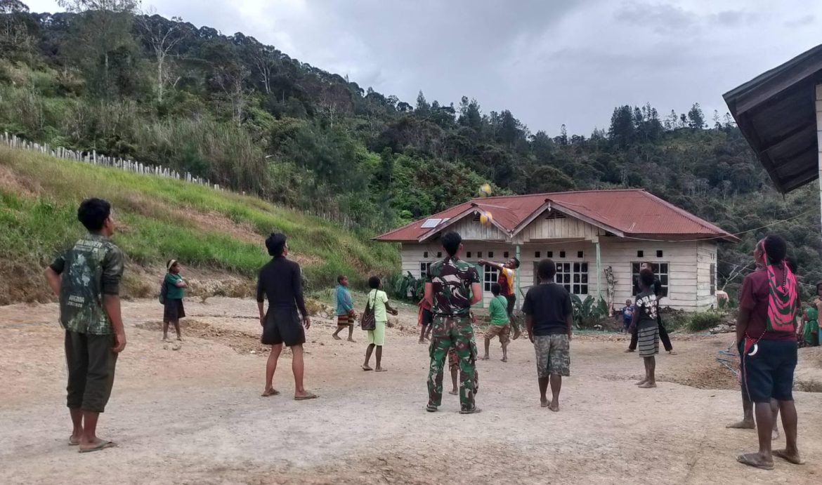 Jaya Sakti Menyapa. Keakraban di Zanepa, Volly Penuh Keceriaan