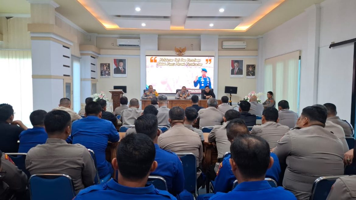 Dirpolairud Polda Jambi Berikan Motivasi kepada Personel Tekankan Ketulusan dan Kesetiaan (23/12/25)