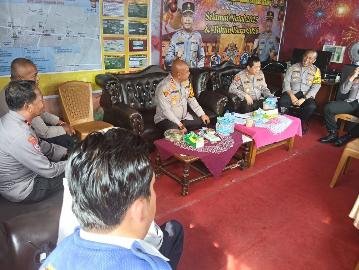 Kapolres Serang Meninjau POSPAM Nataru 2025 yang Tersebar di Jalur Arteri Serang-Jakarta