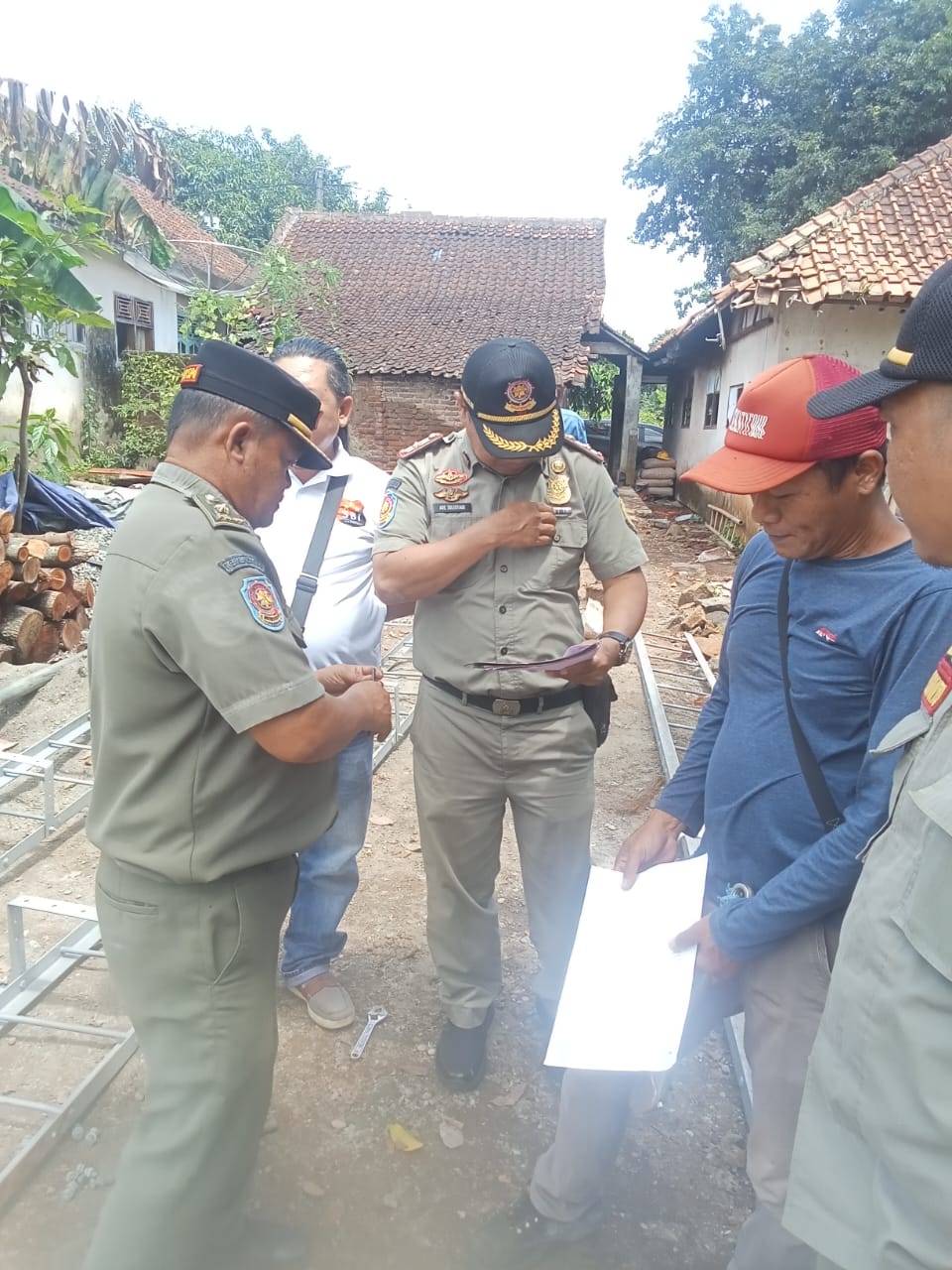 Izin PBG Dipertanyakan, Satpol PP Kuningan Minta Proyek Tower BTS Pajawan Kidul Dihentikan