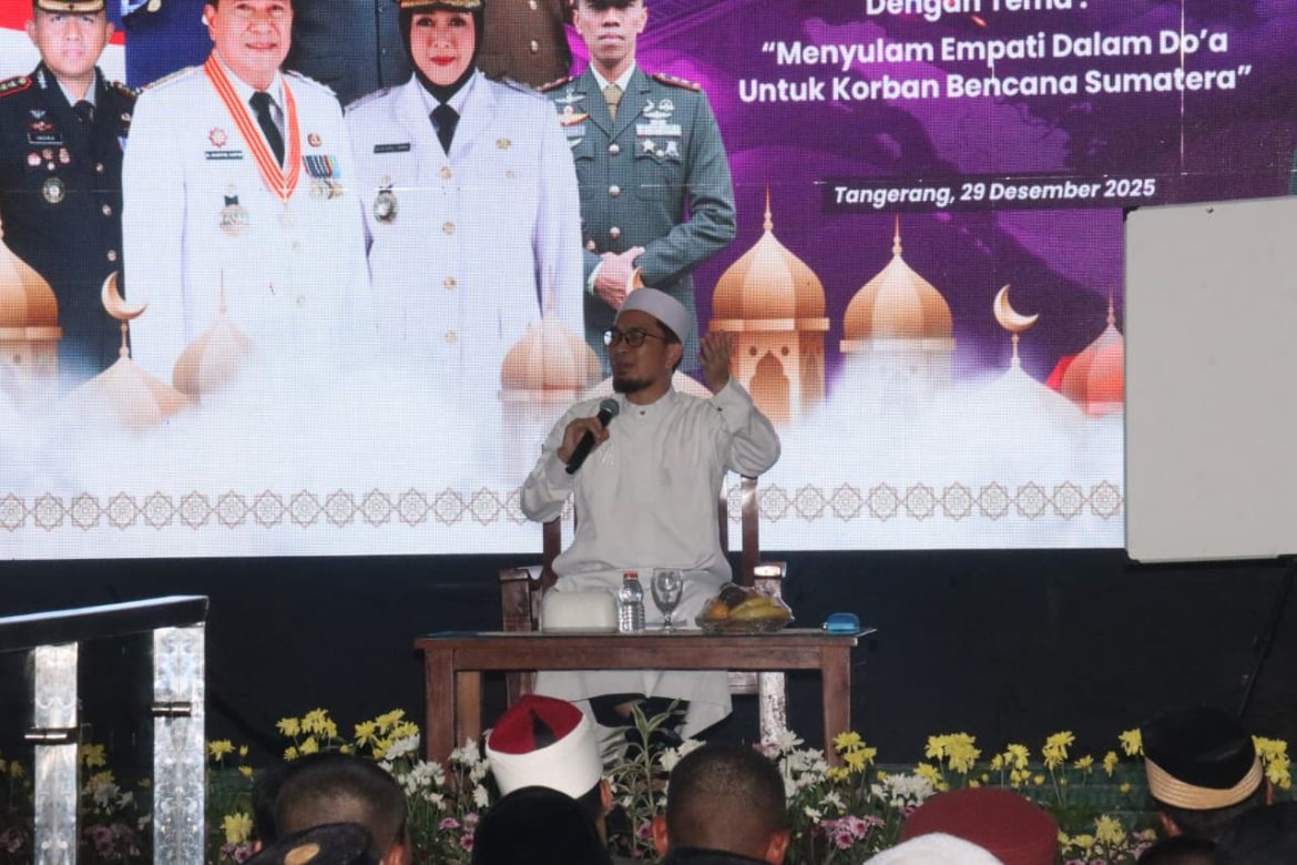 Jelang Akhir Tahun, Polresta Tangerang dan Forkopimda Gelar Istighosah dan Tablig Ustaz Adi Hidayat
