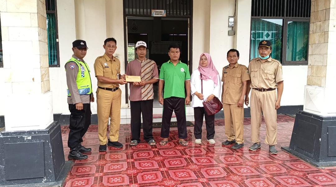 Bhabinkamtibmas Karangdadap Kawal Evakuasi Warga ODGJ ke Panti Rehabilitasi Boja Kendal