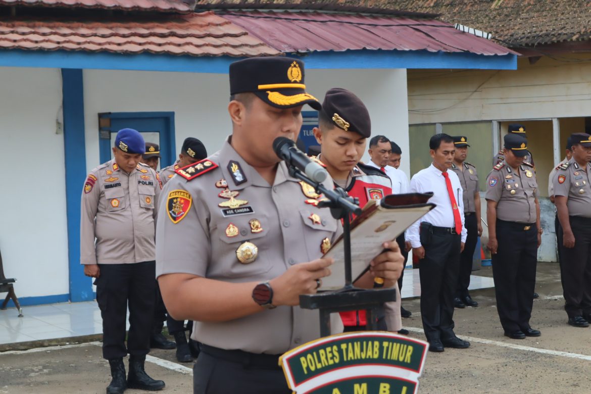 Pimpin Apel Perdana, Kapolres Tanjung Jabung Timur AKBP Ade Candra Tekankan Jaga Integritas Dan Hindari Pelanggaran Dalam Pelaksanaan Tugas.
