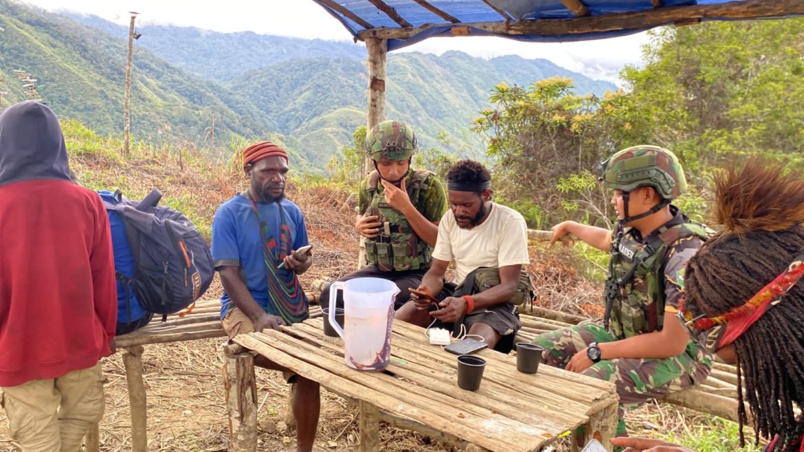 Jaya Sakti Menyapa. Kopi Akrab, Satgas dan Masyarakat Kendetapa Bersatu