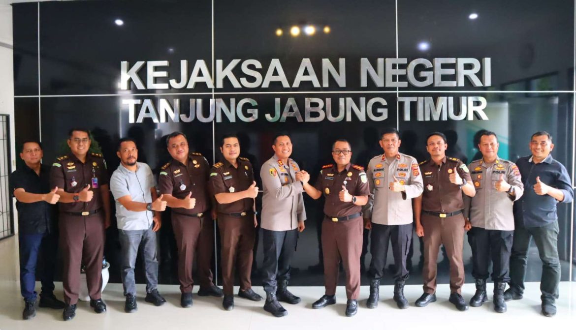 Perkuat Sinergitas Kapolres Tanjab Timur Silaturahmi Ke Pengadilan Negeri Tanjab Timur 