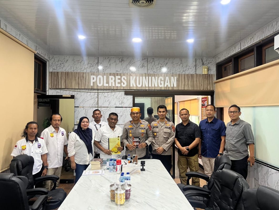 Bangun Komunikasi Sejak Awal, FRIC Silaturahmi ke Polres Kuningan 