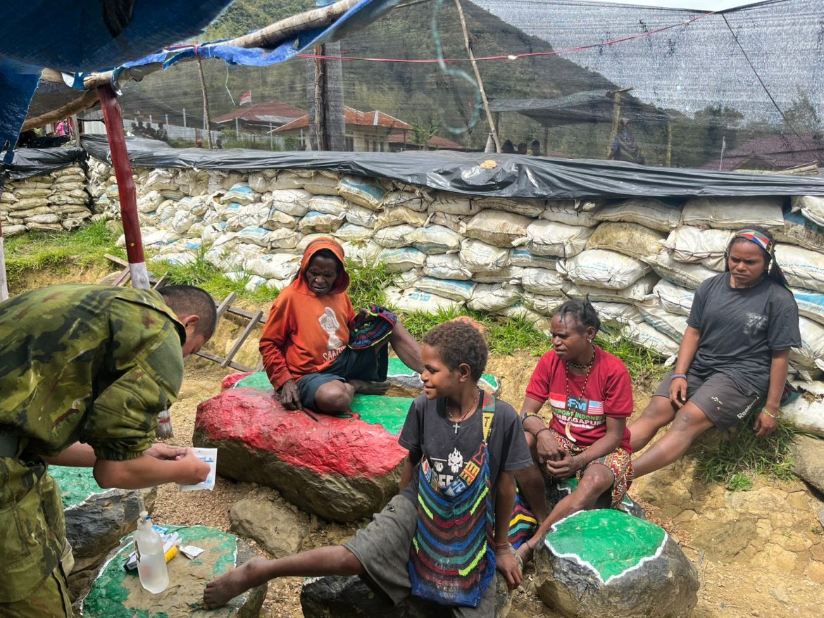 Jaya Sakti Sehat. Pos Pogapa Berikan Pelayanan Kesehatan dengan Sentuhan Kasih