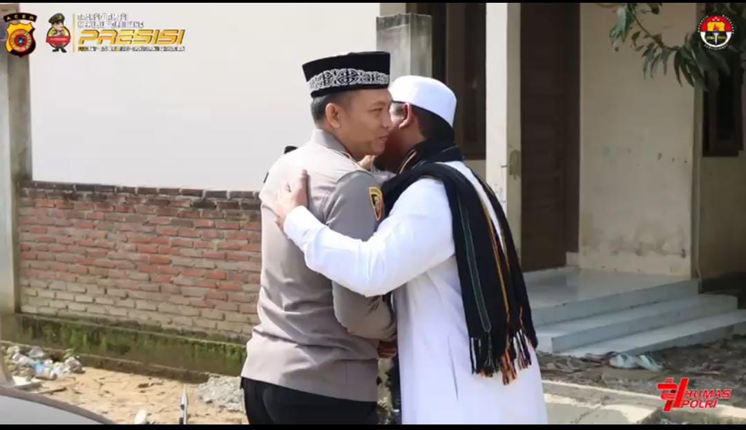 Kapolres Pidie Silaturrahmi ke Dayah Darul Jamil Alaziziyah, Serahkan Bantuan Sembako