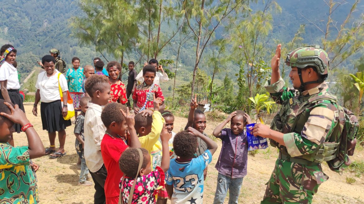 Jaya Sakti Berbagi. Pos Zanepa Tanamkan Kebaikan, Wujudkan Kedamaian