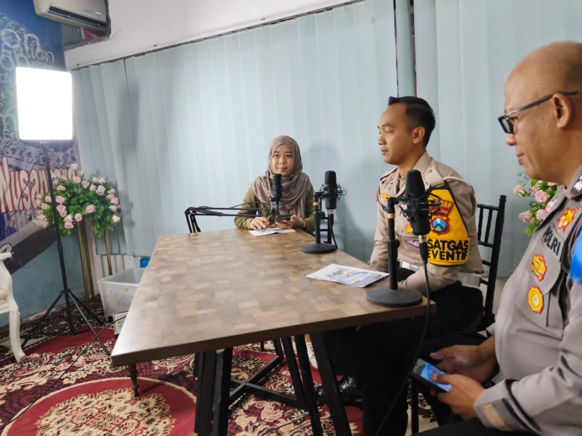 Dialog Interaktif di Radio Pasopati Dalam Operasi Keselamatan Semeru 2026