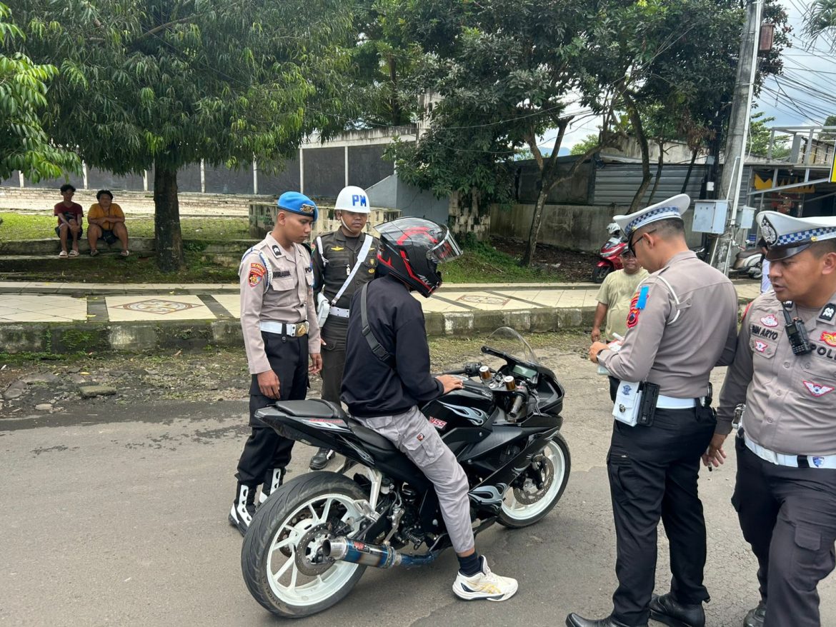 Dua Hari Ops Keselamatan, 230 Pengendara di Pekalongan Kena Tilang, 165 Lainnya Ditegur!