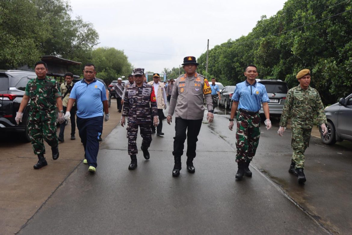 Gerakan Indonesia Asri, Polresta Tangerang Gelar Korve di Wisata Pulo Cangkir